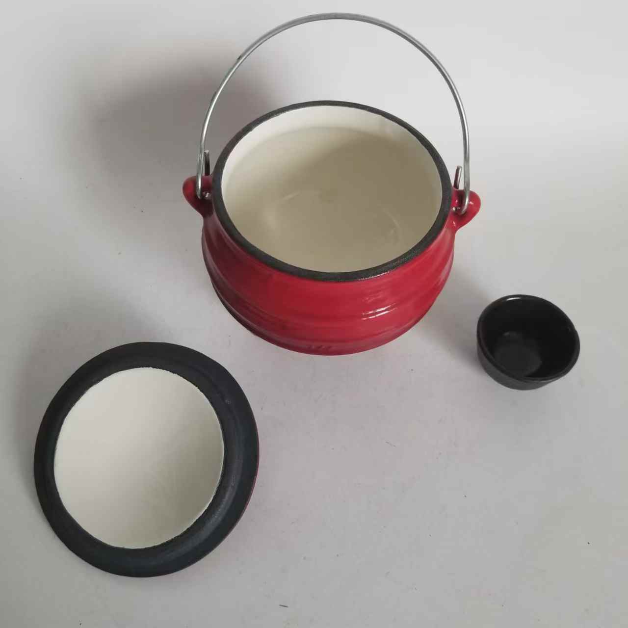 Pentola in Ghisa Smaltata con  - Camp Dutch Oven Cast recensione e prezzo